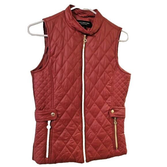 Marc New York Women's Drk Red Quilted Vest Zip Up Pockets Ribbed Inserts Size XS - Picture 1 of 8